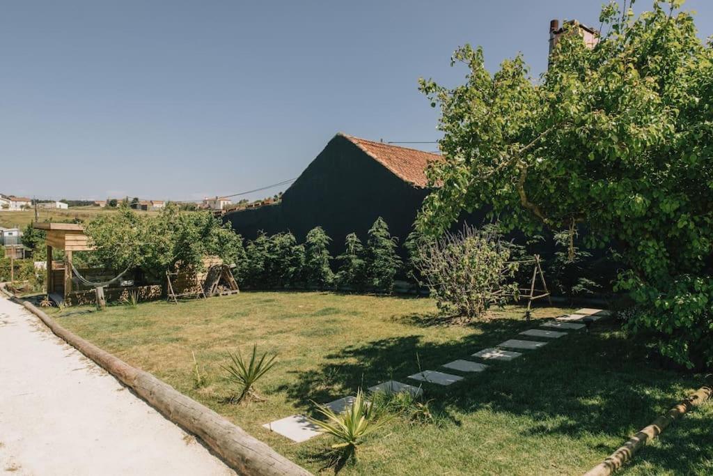 Гостевой дом Casa Da Aldeia - Small House -Terra - Peniche - Baleal Casais Brancos Экстерьер фото